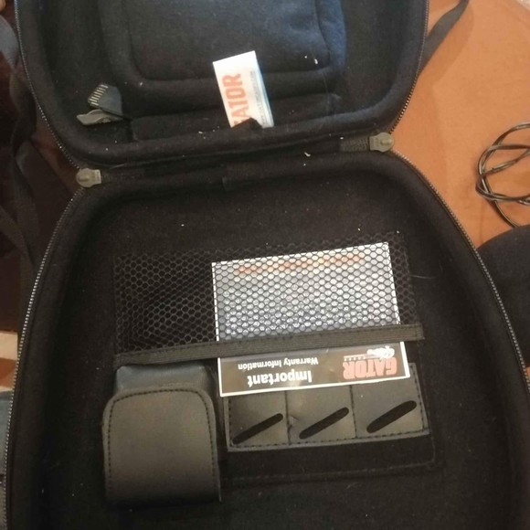 Zoom H4n Portable Recorder - Stereo Mics - XLR Inputs - 16GB SD - Picture 9 of 10